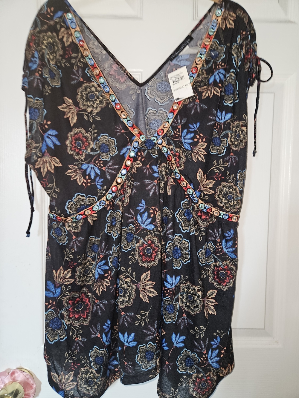 Black Floral V-Neck Embellished Tank Top